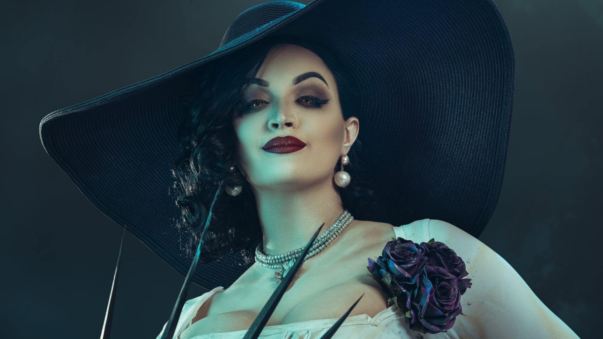 Nuevo cosplay de Lady Dimitrescu de Resident Evil Village sorprende en redes